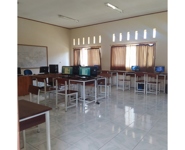 LAB KOMPUTER
